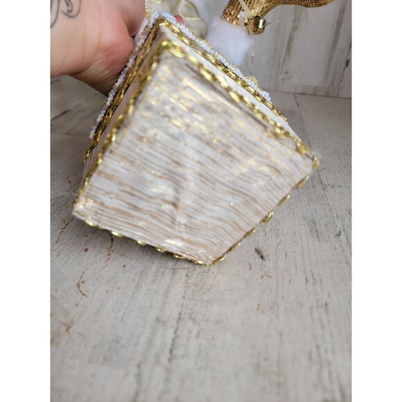 Nicholas collection elf standing on box stocking holder vintage decor - Picture 10 of 10